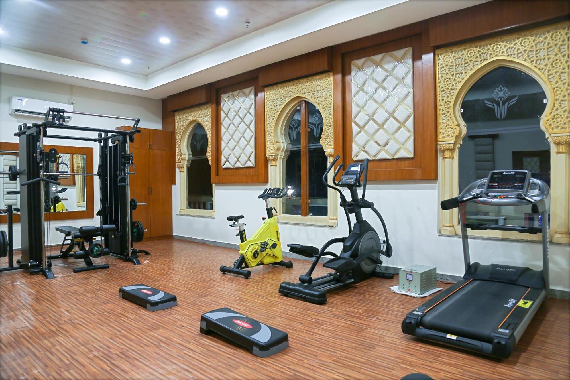 Hotel Hyderabad Grand Shamshabad Esterno foto