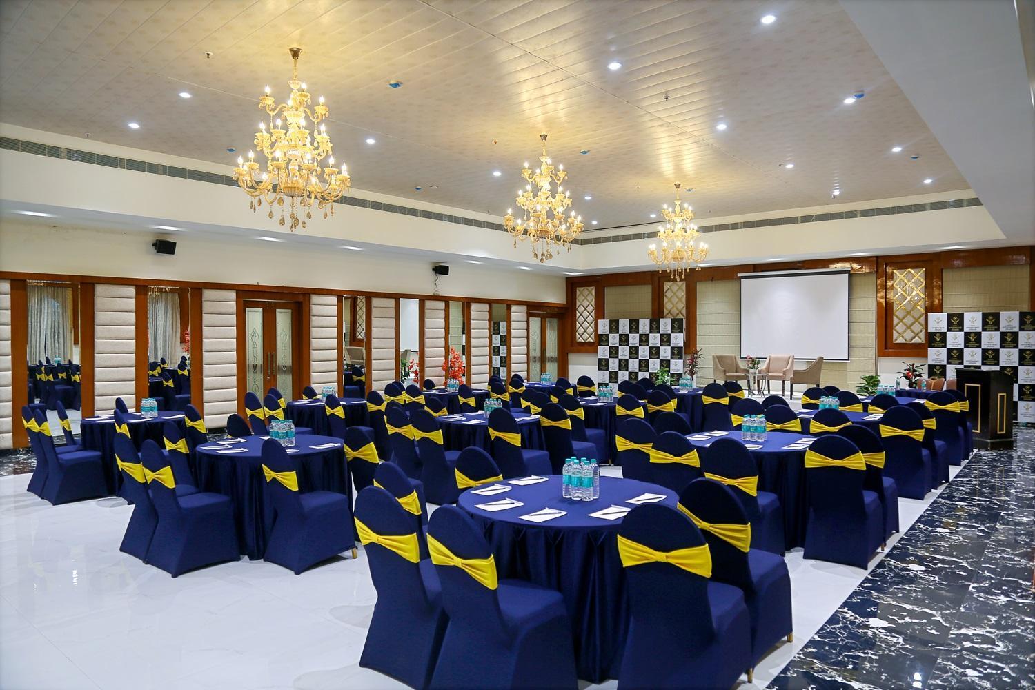 Hotel Hyderabad Grand Shamshabad Esterno foto
