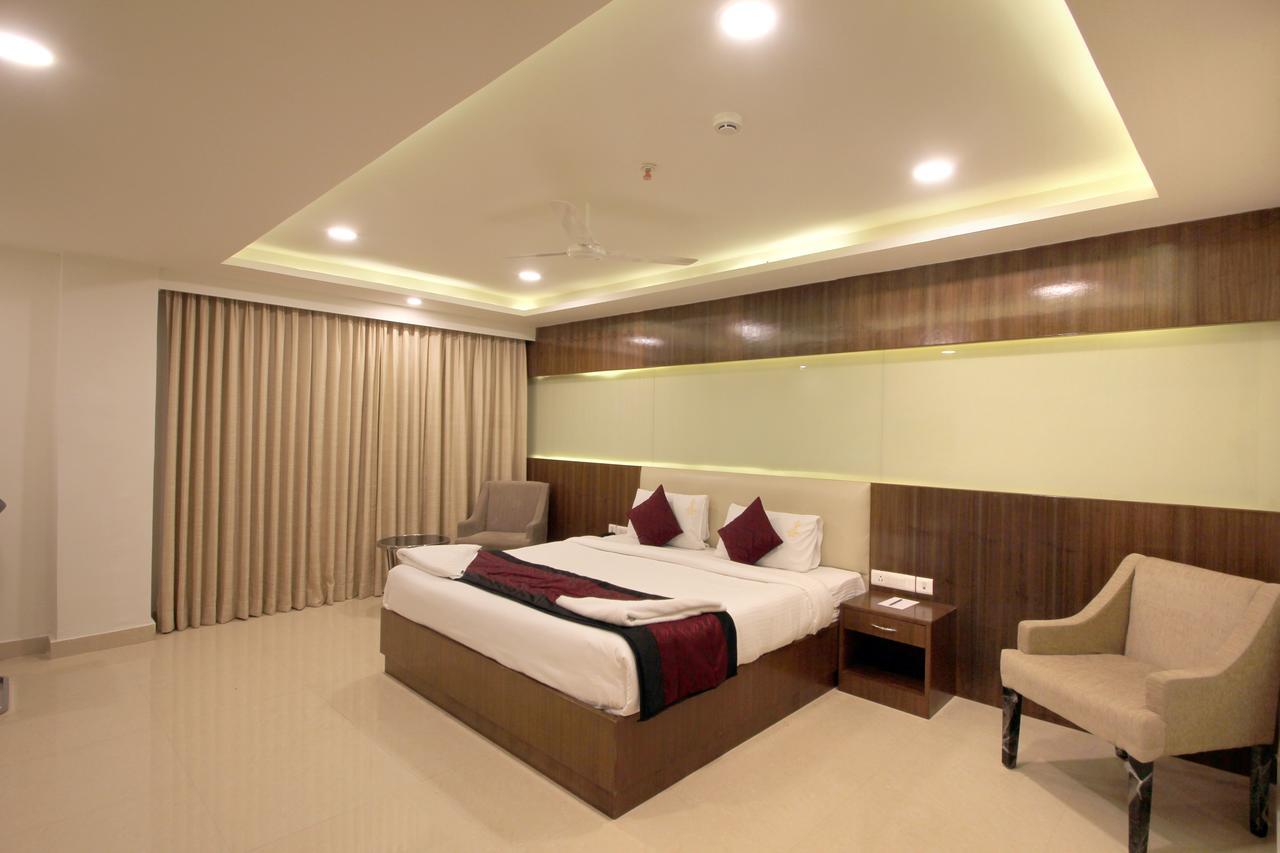 Hotel Hyderabad Grand Shamshabad Esterno foto
